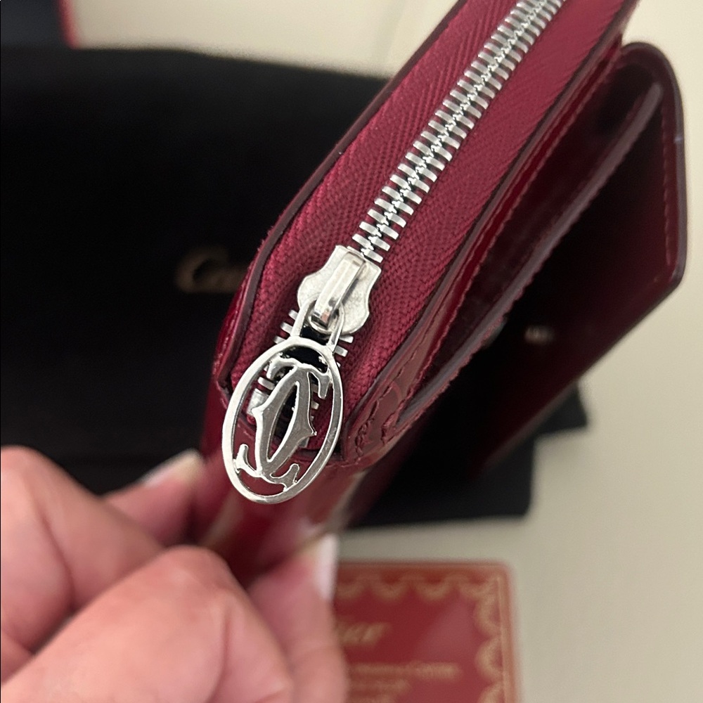 Cartier Red embossed leather zip around compact wallet - Picture 6 of 15